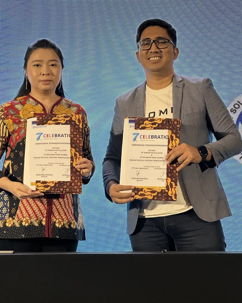 Seremonial penandatanganan kerja sama dengan Tribun Jatim